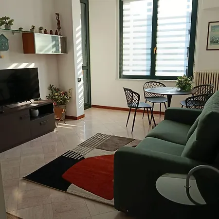 Апартаменты Bilocale Con Terrazzo E Box Auto Su Richiesta *
