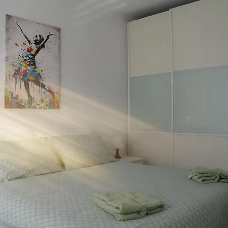 Bilocale Con Terrazzo E Box Auto Su Richiesta
