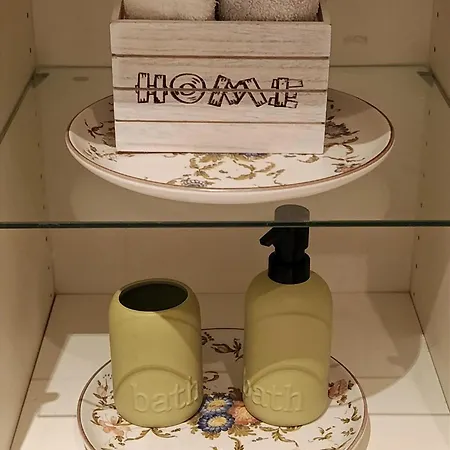 Bilocale Con Terrazzo E Box Auto Su Richiesta * Όπως