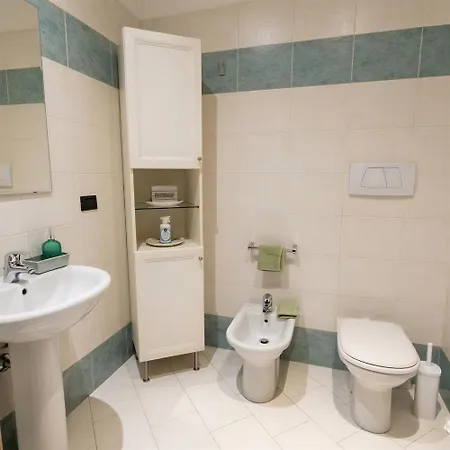 Bilocale Con Terrazzo E Box Auto Su Richiesta *