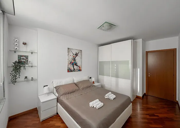 Bilocale Con Terrazzo E Box Auto Su Richiesta Lejlighed *
