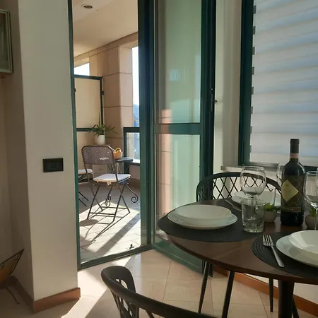 公寓 Bilocale Con Terrazzo E Box Auto Su Richiesta *