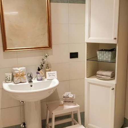 Bilocale Con Terrazzo E Box Auto Su Richiesta
